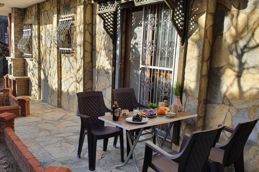 2+1 Apartm With Garden + Balcony , At Ladies Beach Kusadası Eksteriør bilde