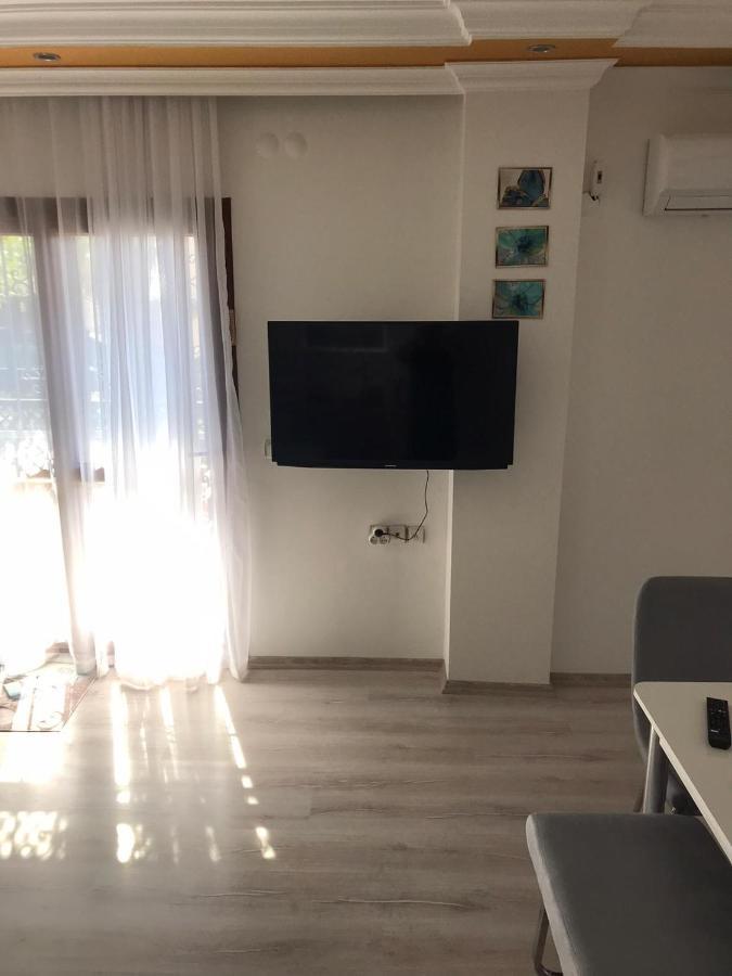 2+1 Apartm With Garden + Balcony , At Ladies Beach Kusadası Eksteriør bilde