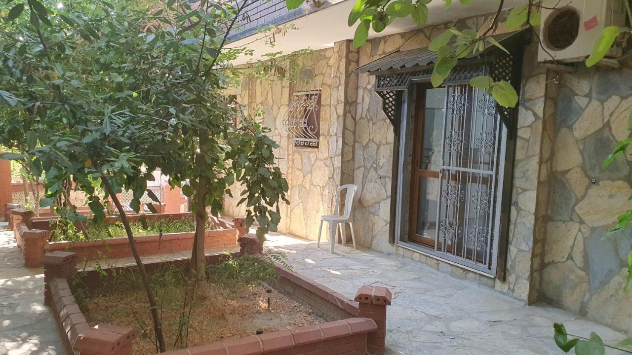 2+1 Apartm With Garden + Balcony , At Ladies Beach Kusadası Eksteriør bilde